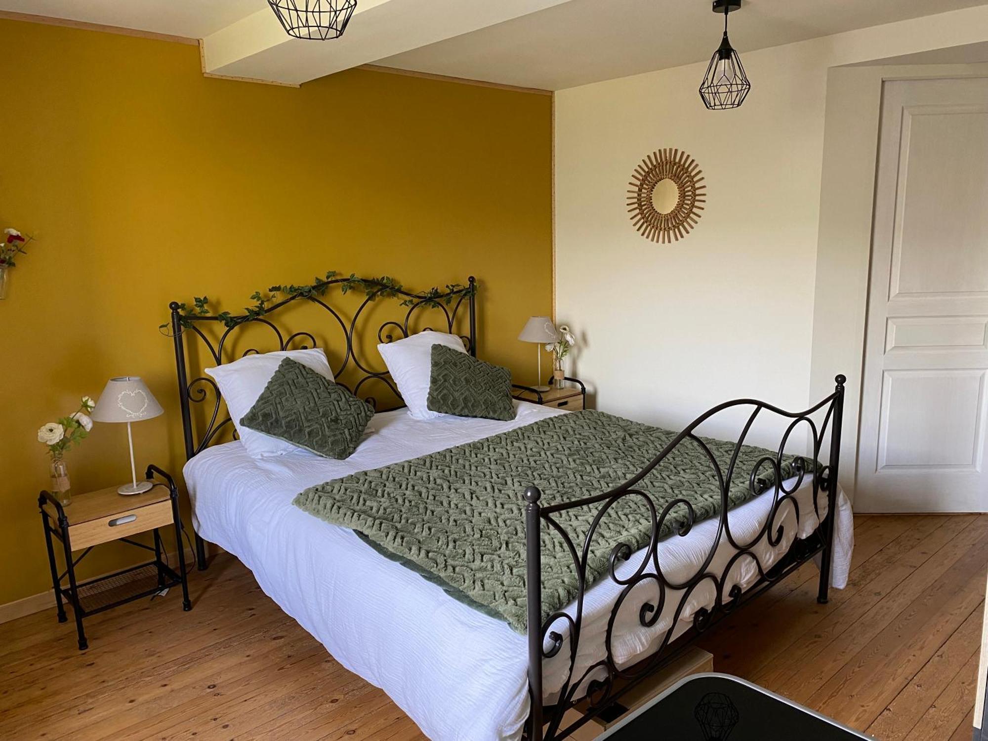 Bed and Breakfast La Pautiere à Saint-Sauveur-Lendelin Chambre photo